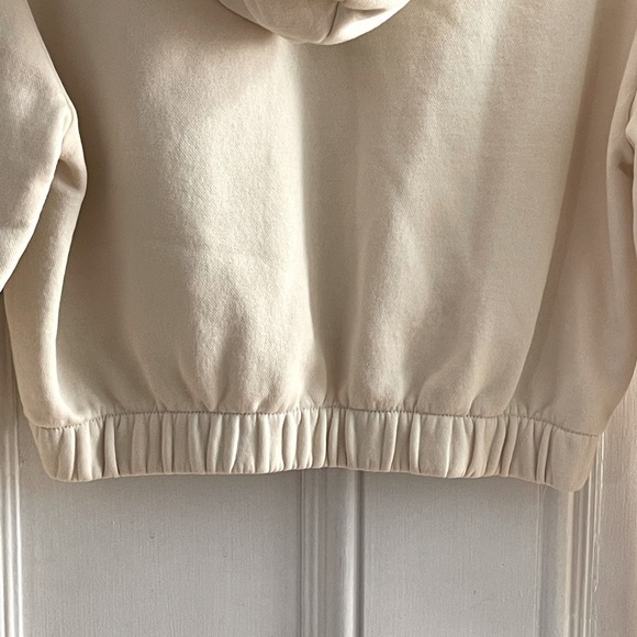 New York City Crop Hoodie - Picture 8 of 8